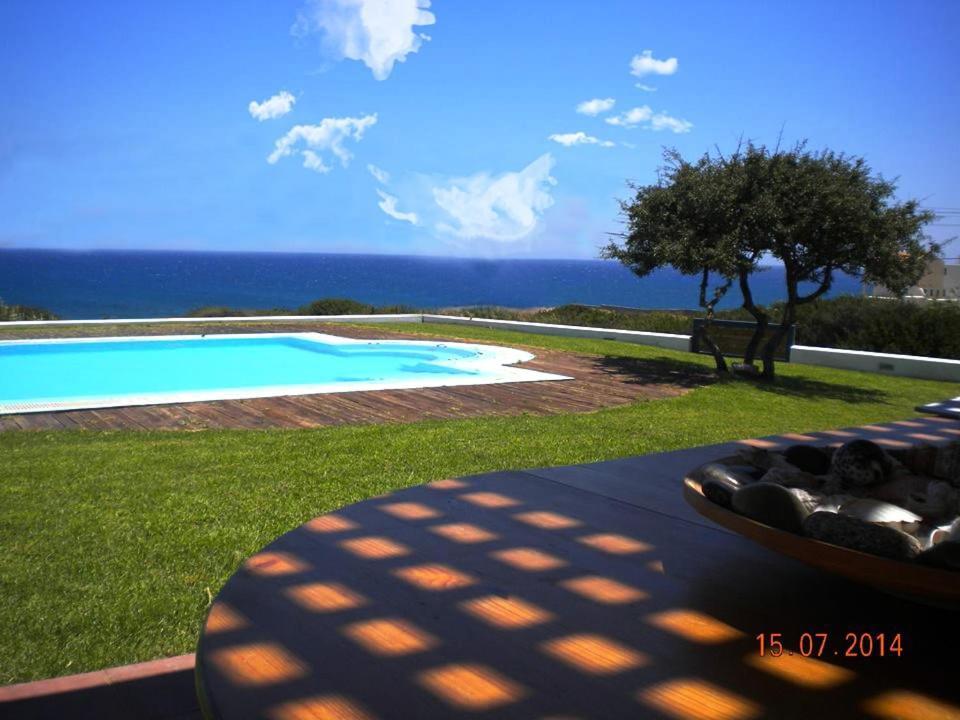Cristelia Seafront & Pool Lakhania
