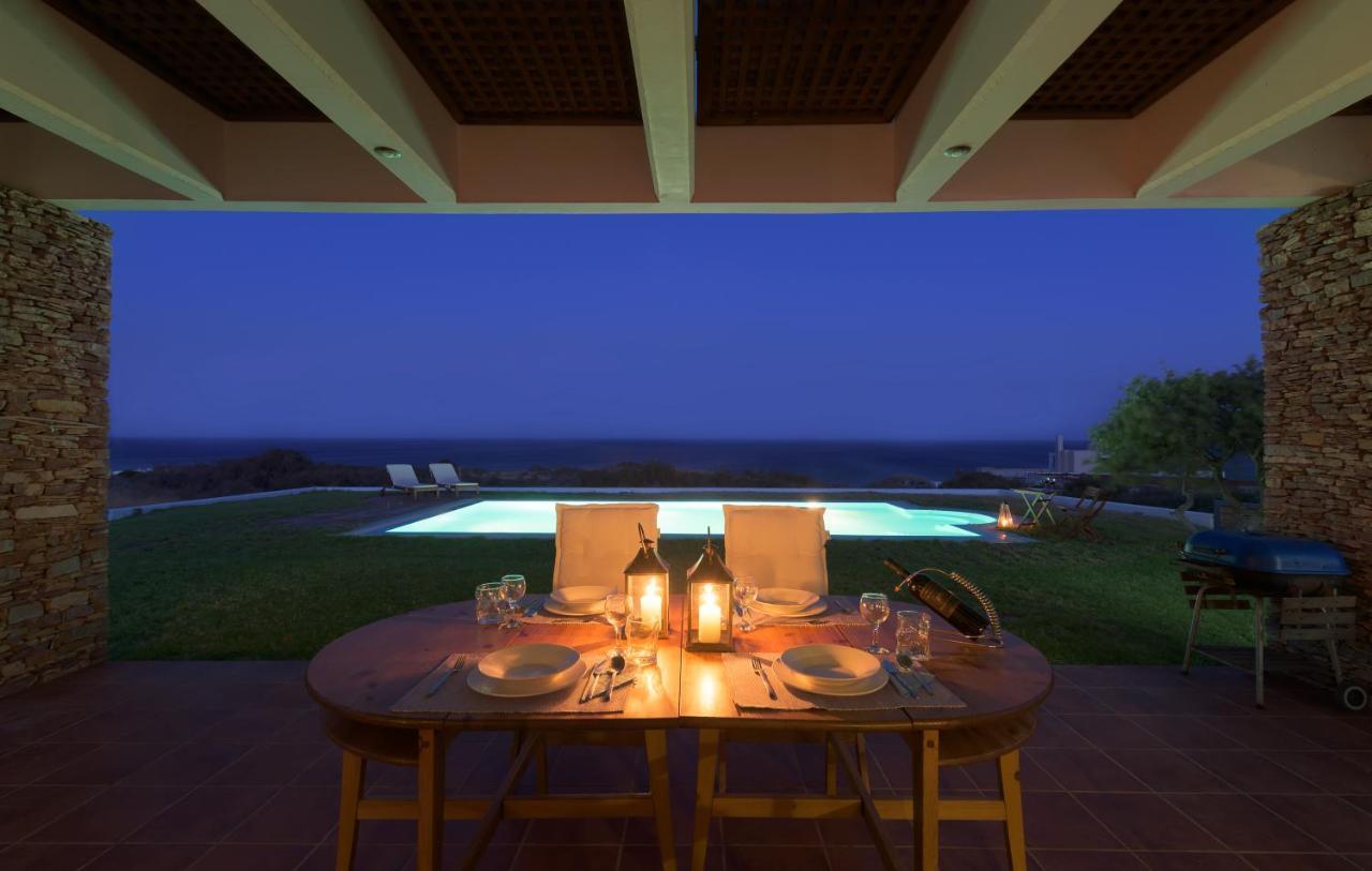 Cristelia Seafront & Pool * Lakhania